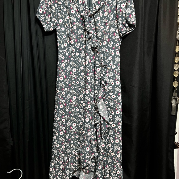 Dress - Picture 2 of 7